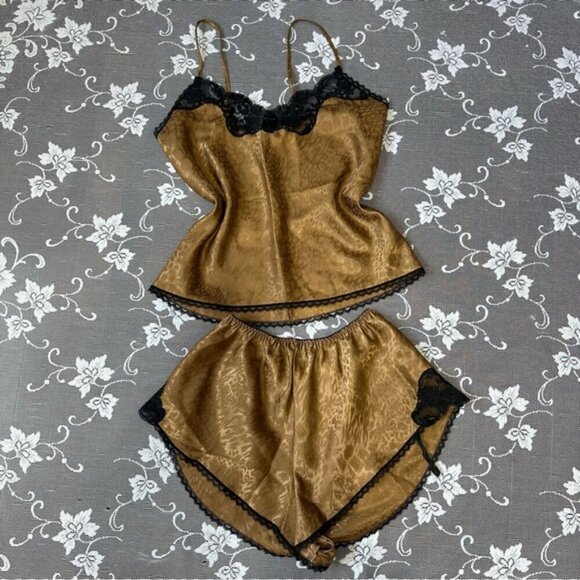 Vintage Eaton Vanity Fair Satin Camisole and Panties Sleep Set Sz Medium - Picture 6 of 13
